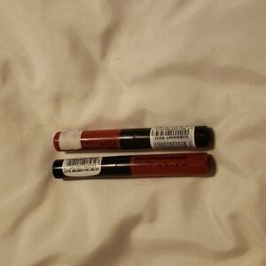 2 nwt Maybelline vibrant red matte